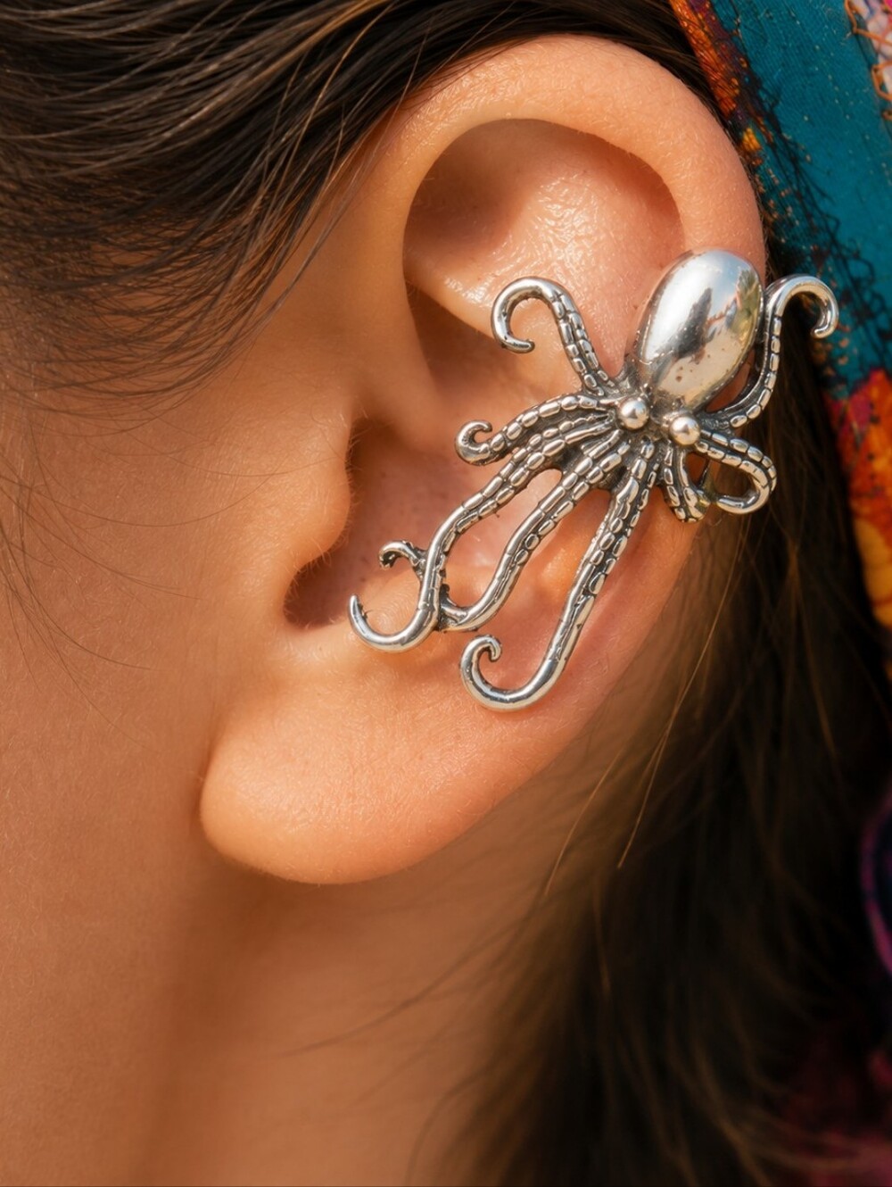 MODCLOTH OCTAVIUS OCTOPUS EAR HANGER CLIP